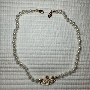 Vivienne Westwood Pearl Choker